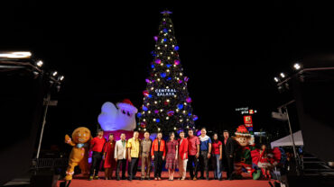 เซ็นทรัลศาลายา ฉลองเปิดงาน “Christmas Tree Light Up Celebration 2025” ไฟต้นคริสต์มาส Outdoor ที่ยิ่งใหญ่ที่สุดในจังหวัดนครปฐม